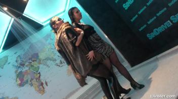 Sweet amateur honeys go wet Screencap 35 on www.sinx.com