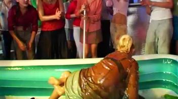 Mega Oil Fight Covers Chicks Head To Toe Screencap 5 on www.sinx.com