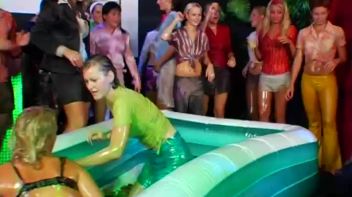 Mega Oil Fight Covers Chicks Head To Toe Screencap 53 on www.sinx.com