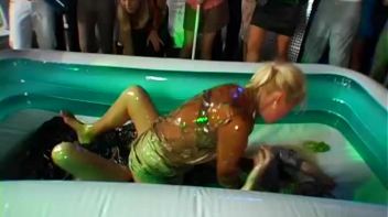 Mega Oil Fight Covers Chicks Head To Toe Screencap 7 on www.sinx.com