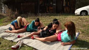 The Piss Stop Screencap 37 on www.sinx.com