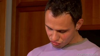 The Right Temperature Screencap 16 on www.sinx.com