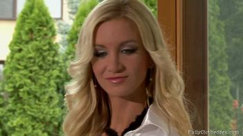 The Right Temperature Screencap 2 on www.sinx.com