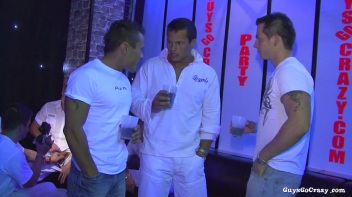 GGC White Sensation Part 1 - Cam 1 Screencap 14 on www.sinx.com