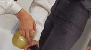 Girls Spray Oil Other Each Other's Clothes Screencap 11 on www.sinx.com