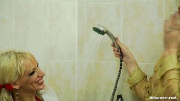 Shower Down That Mess Freak! Screencap 93 on www.sinx.com