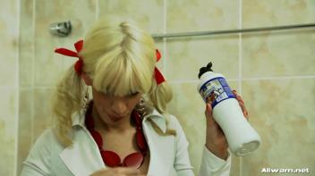 Shower Down That Mess Freak! Screencap 4 on www.sinx.com