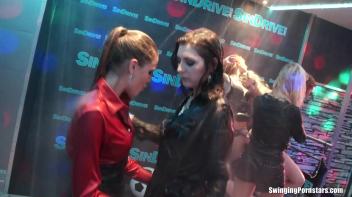 Summer Jam Bang Part 4 - Shower Cam Screencap 64 on www.sinx.com