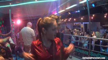 Summer Jam Bang Part 4 - Shower Cam Screencap 75 on www.sinx.com