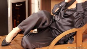 Fully Clothed Booty Call Screencap 6 on www.sinx.com