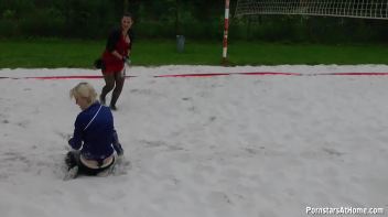 Eurobabes Only Waterpark Screencap 75 on www.sinx.com