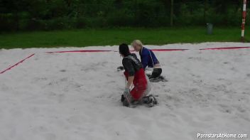 Eurobabes Only Waterpark Screencap 76 on www.sinx.com