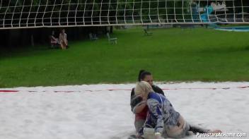 Eurobabes Only Waterpark Screencap 80 on www.sinx.com