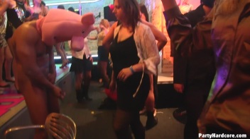 Party Hardcore Gone Crazy Vol. 10 Part 6 - Cam 3 Screencap 8 on www.sinx.com