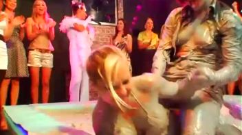 The Mudpit Of Death Screencap 31 on www.sinx.com