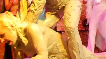 The Mudpit Of Death Screencap 44 on www.sinx.com