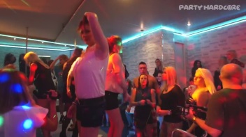 Party Hardcore Gone Crazy Vol. 15 Part 5 - Cam 1 Screencap 86 on www.sinx.com