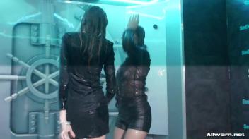 The Wetlook Way Screencap 80 on www.sinx.com