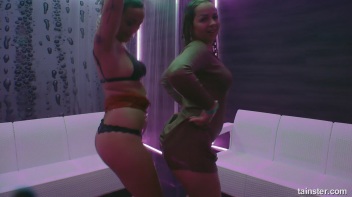 Titty Time In The Orgy Shower Screencap 13 on www.sinx.com