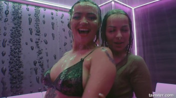 Titty Time In The Orgy Shower Screencap 20 on www.sinx.com