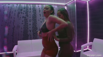 Titty Time In The Orgy Shower Screencap 8 on www.sinx.com