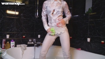 Sexy Solo Wetlook Show In White Screencap 39 on www.sinx.com