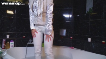 Sexy Solo Wetlook Show In White Screencap 5 on www.sinx.com