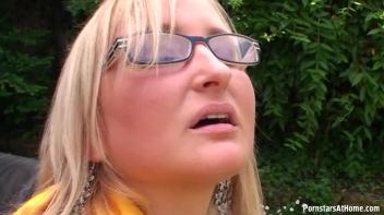 Pantyhose Lesbos In Heat Screencap 66 on www.sinx.com