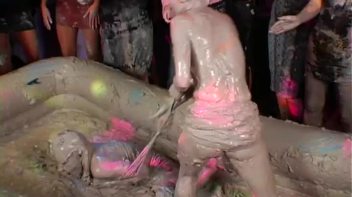 Rockin' The Mud Pit Screencap 43 on www.sinx.com