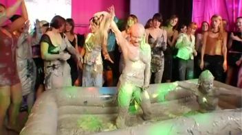 Rockin' The Mud Pit Screencap 60 on www.sinx.com