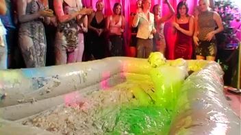 Rockin' The Mud Pit Screencap 63 on www.sinx.com