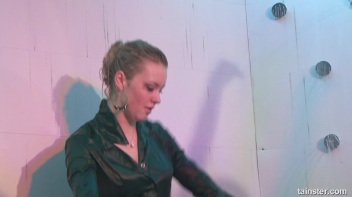 Winter WonderBang Part 6 - Cam 4 Screencap 31 on www.sinx.com