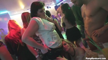 Party Hardcore Gone Crazy Vol. 32 Part 3 - Cam 3 Screencap 19 on www.sinx.com