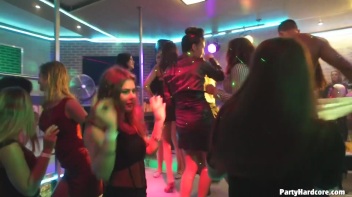 Party Hardcore Gone Crazy Vol. 32 Part 3 - Cam 3 Screencap 69 on www.sinx.com