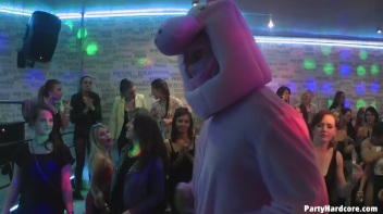 Party Hardcore Gone Crazy Vol. 10 Part 4 - Cam 4 Screencap 122 on www.sinx.com