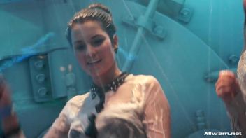 Gorgeous Shower Girls Screencap 49 on www.sinx.com