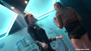 Gorgeous Shower Girls Screencap 68 on www.sinx.com