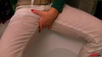 Savoring Every Moment Of Bath Time Screencap 21 on www.sinx.com