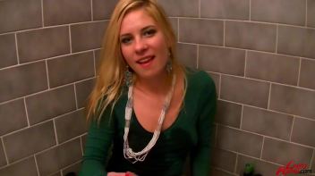 Savoring Every Moment Of Bath Time Screencap 25 on www.sinx.com