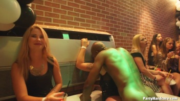 Party Hardcore Gone Crazy Vol. 37 Part 4 - Cam 2 Screencap 53 on www.sinx.com