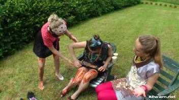 You Could Just Eat These Freaks Right Up! Screencap 51 on www.sinx.com