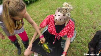 You Could Just Eat These Freaks Right Up! Screencap 14 on www.sinx.com