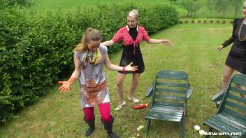 You Could Just Eat These Freaks Right Up! Screencap 20 on www.sinx.com