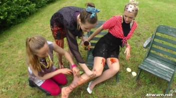 You Could Just Eat These Freaks Right Up! Screencap 30 on www.sinx.com