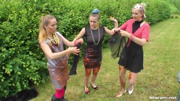 You Could Just Eat These Freaks Right Up! Screencap 37 on www.sinx.com