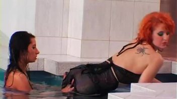 Wet and Wild Hotties!!! Screencap 66 on www.sinx.com