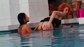 Wet and Wild Hotties!!! Screencap 68 on www.sinx.com