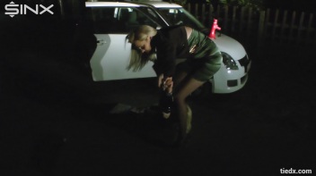 Sexy Officer Taken Hostage Screencap 18 on www.sinx.com