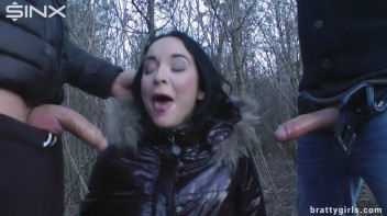 Deepthroating And Dual Dick Sucking Queen Screencap 50 on www.sinx.com