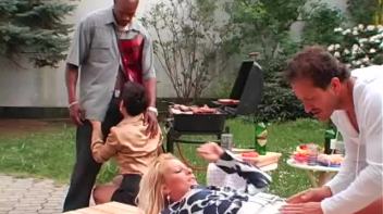 These Girls Love That Tasty Sausage! Screencap 13 on www.sinx.com